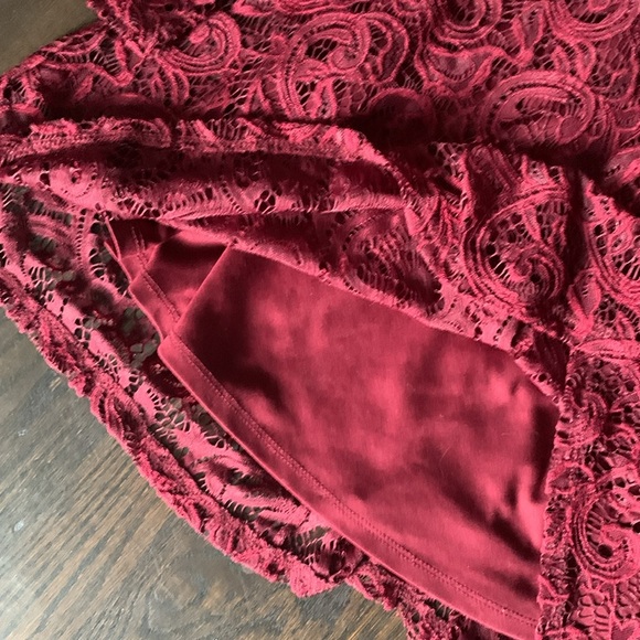 Material Girl Cold Shoulder Lace Dress - Picture 4 of 6